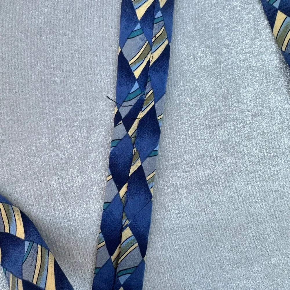 J. Garcia Collection Eight Silk Tie Blue Geometric Extra Long 59